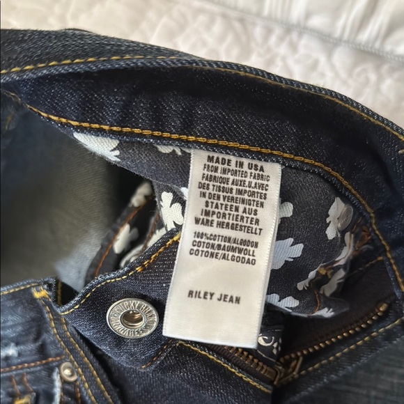 Lucky Brand - Riley - Picture 4 of 5